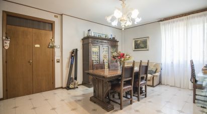 Appartamento 6 locali di 135 m² a Belvedere Ostrense (60030)