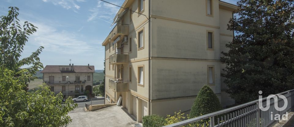 Appartamento 6 locali di 135 m² a Belvedere Ostrense (60030)