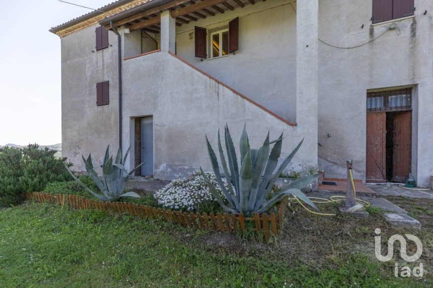 Casa indipendente / Villa 10 locali di 572 m² in Polverigi (60020)