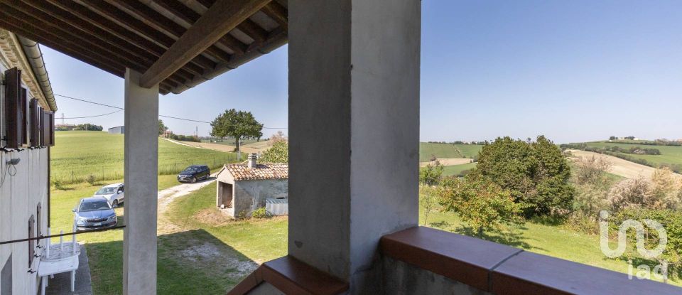 Casa indipendente / Villa 10 locali di 572 m² in Polverigi (60020)