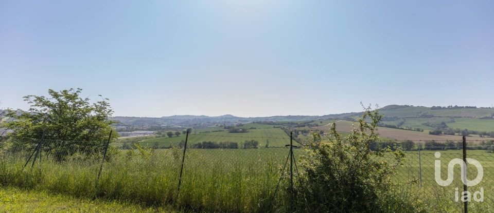 Casa indipendente / Villa 10 locali di 572 m² in Polverigi (60020)