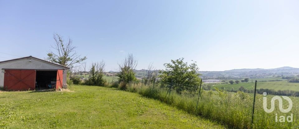 Casa indipendente / Villa 10 locali di 572 m² in Polverigi (60020)