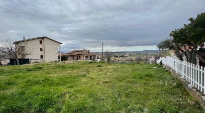 Terreno di 1.740 m² in Recanati (62019)