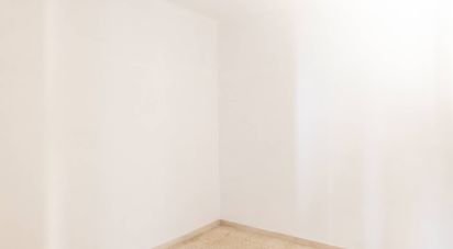 Negozio / locale commerciale di 77 m² in Agugliano (60020)