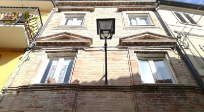 House 3 rooms of 80 m² in Castelfidardo (60022)