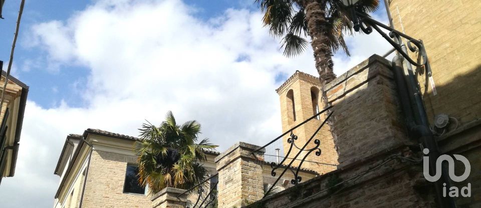 House 3 rooms of 80 m² in Castelfidardo (60022)