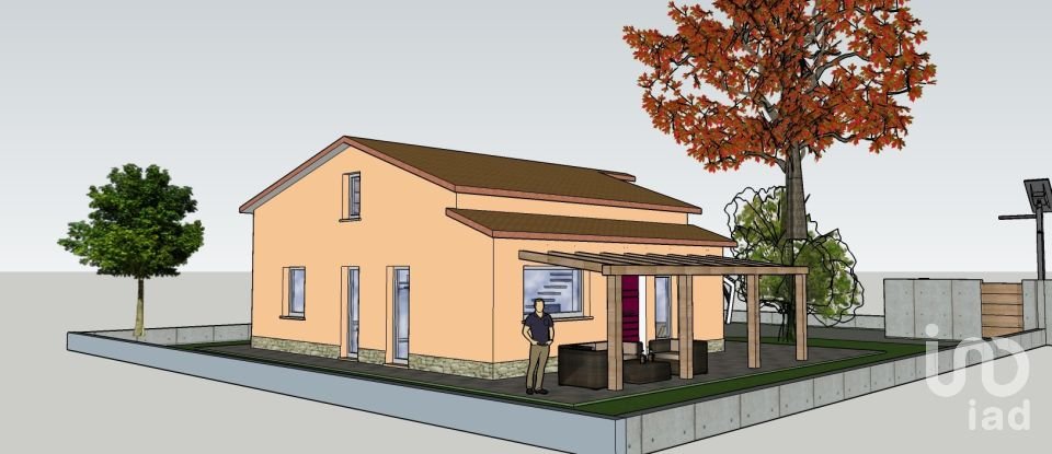 Terreno di 550 m² in Loreto (60025)