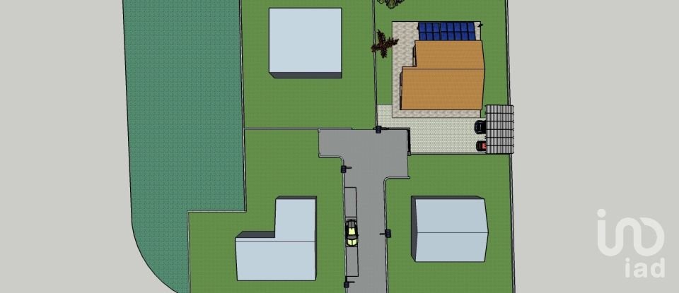 Terreno di 550 m² in Loreto (60025)