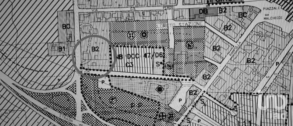 Terreno di 550 m² in Loreto (60025)