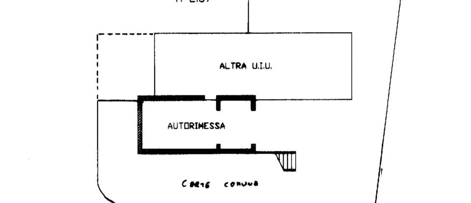 Casale 8 locali di 300 m² in Loreto (60025)