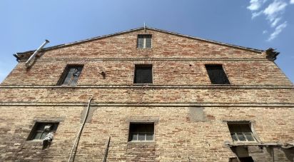 Rustico 24 locali di 1.207 m² in Recanati (62019)
