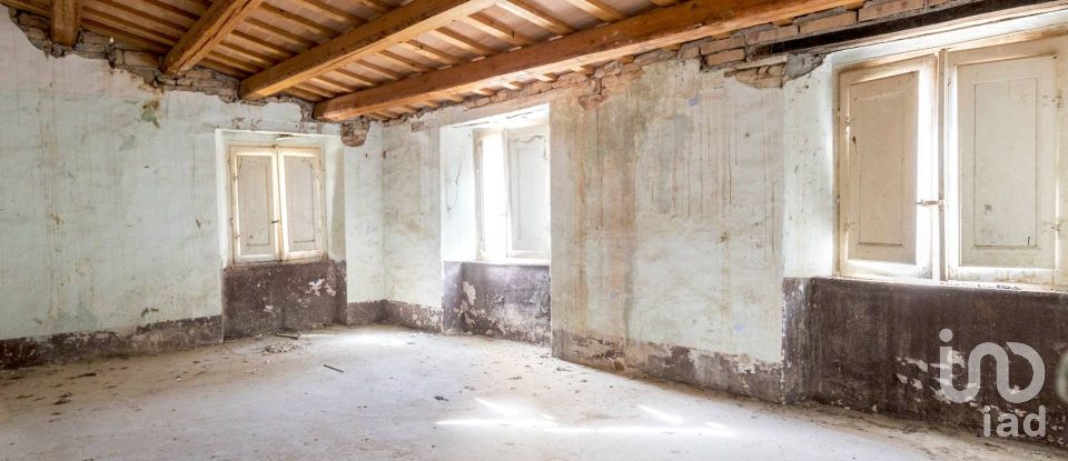 House 12 rooms of 420 m² in Montefano (62010)