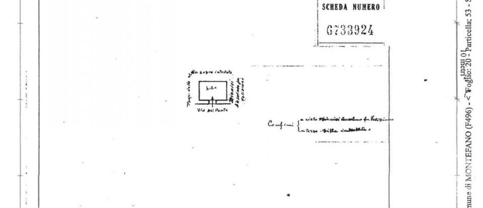 House 12 rooms of 420 m² in Montefano (62010)