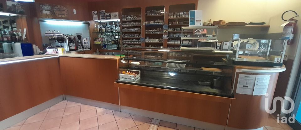 Bar and tobacco shop of 250 m² in Bellante (64020)