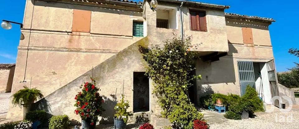 Casa indipendente 10 locali di 740 m² in Recanati (62019)