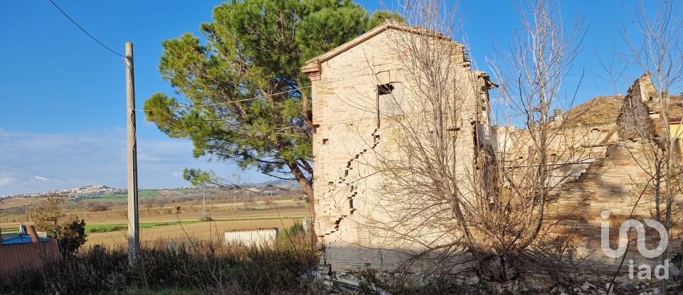 Country home 6 rooms of 180 m² in Castelfidardo (60022)