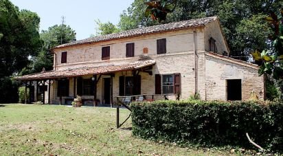House/villa 5 rooms of 400 sq m in Recanati (62019)