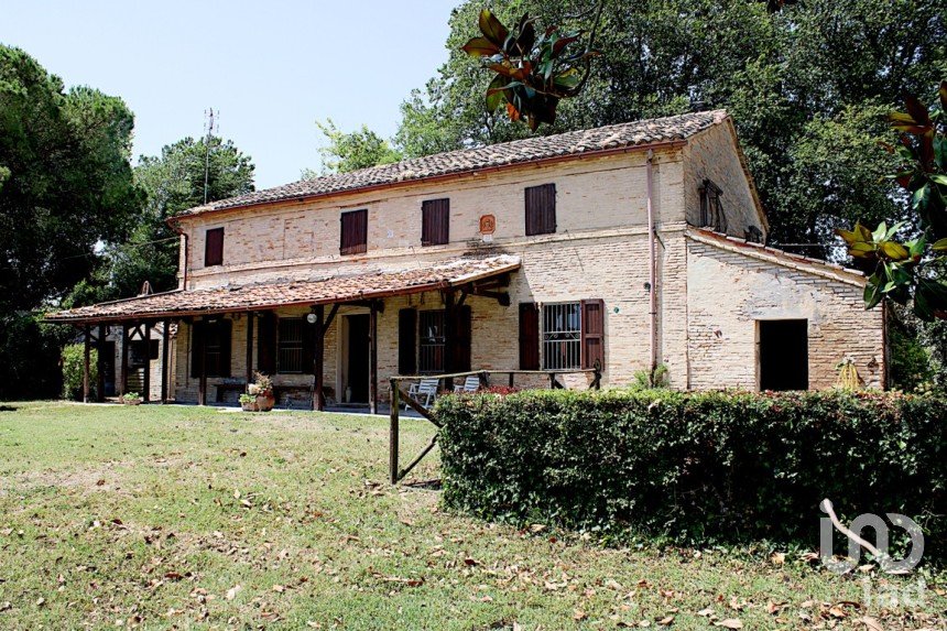 House 5 rooms of 400 m² in Recanati (62019)