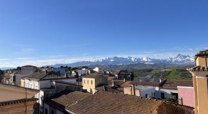 Appartamento 8 locali di 124 m² a Notaresco (64024)