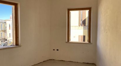 Apartment 8 rooms of 124 sq m in Notaresco (64024)