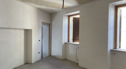 Appartamento 8 locali di 124 m² a Notaresco (64024)