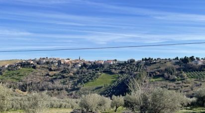 Terreno di 1.450 m² in Notaresco (64024)