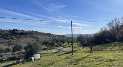 Terreno di 1.450 m² in Notaresco (64024)