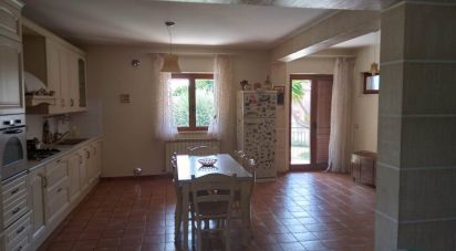 Townhouse 8 rooms of 200 m² in Amantea (87032)