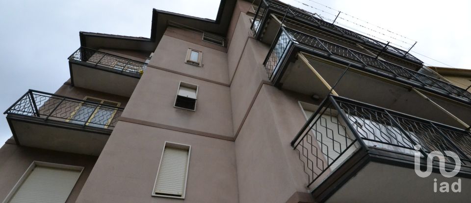Four-room apartment of 80 m² in Sant'Olcese (16010)