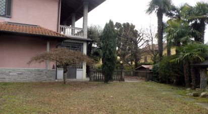 Casa indipendente / Villa 7 locali di 268 m² in Vergiate (21029)
