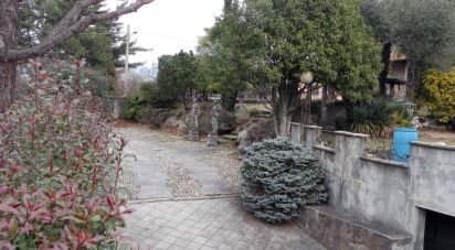 Casa indipendente / Villa 7 locali di 268 m² in Vergiate (21029)