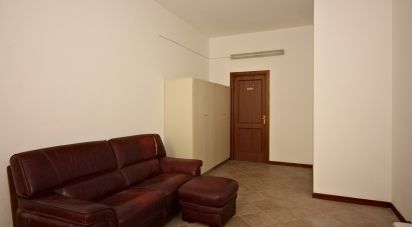 Ufficio di 30 m² in Pomezia (00071)