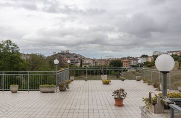 Apartment 5 rooms of 170 sq m in Montegranaro (63812)