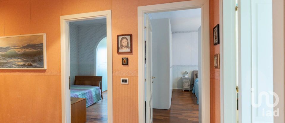 Apartment 5 rooms of 170 m² in Montegranaro (63812)