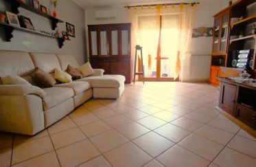 Apartment 7 rooms of 120 sq m in Castelbellino (60030)