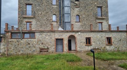Palazzo / Stabile di 1.000 m² in Casal Velino (84040)