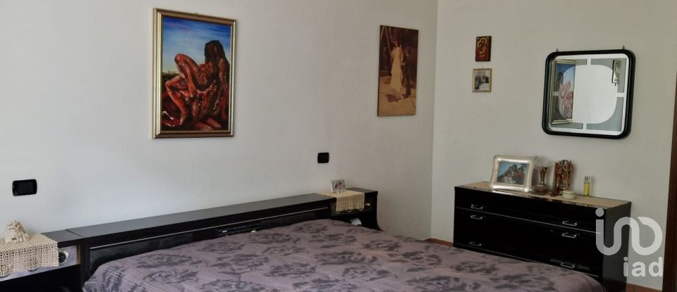 Casa 8 locali di 224 m² in Mosciano Sant'Angelo (64023)