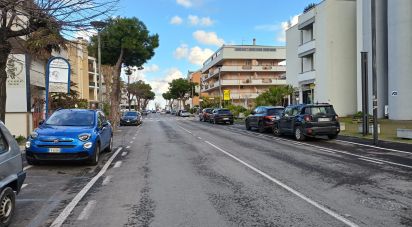 Varie superfici 3 locali di 70 m² a Alba Adriatica (64011)
