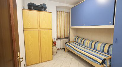 Appartamento 5 locali di 62 m² a Genova (16151)