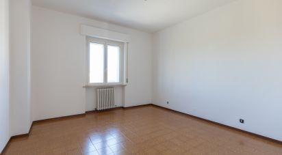 Four-room apartment of 128 sq m in Montefano (62010)