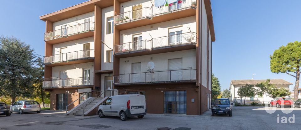Quadrilocale di 128 m² a Montefano (62010)