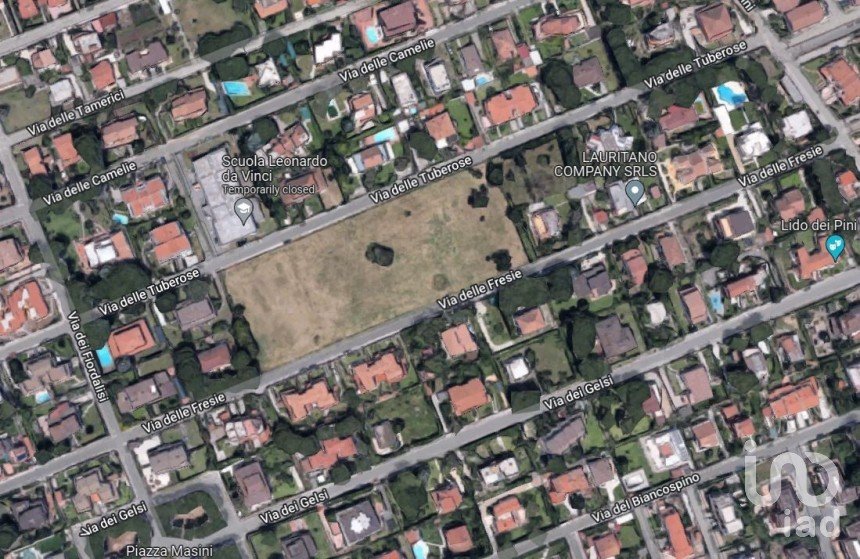 Terreno di 2.400 m² in Anzio (00042)