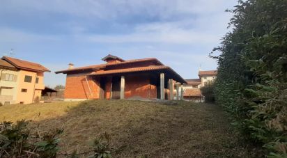 Villa 5 locali di 450 m² in Agrate Conturbia (28010)