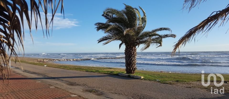 Farm 6 rooms of 160 m² in Monteprandone (63076)