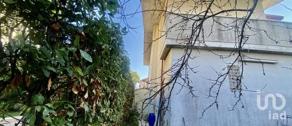 Casa indipendente / Villa 10 locali di 250 m² in Tortoreto (64018)