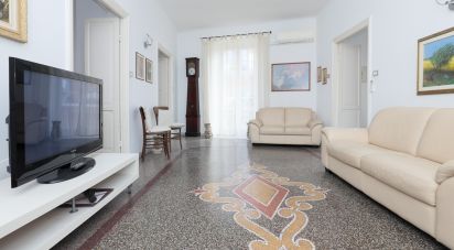 Quadrilocale di 100 m² a Genova (16153)