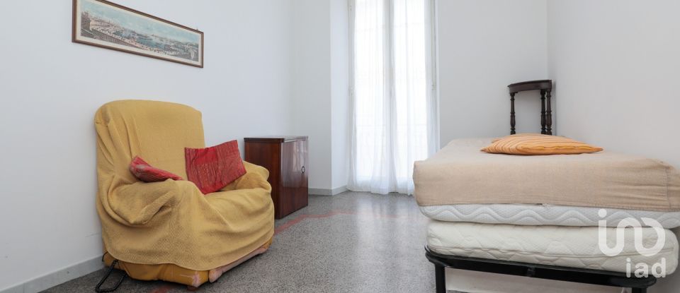 Four-room apartment of 100 m² in Genova (16153)