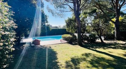 Casale 13 locali di 253 m² in Arenzano (16011)