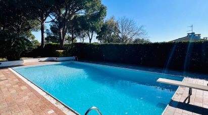 Casale 13 locali di 253 m² in Arenzano (16011)