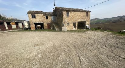 Casa indipendente / Villa 7 locali di 233 m² in Monte San Pietrangeli (63815)